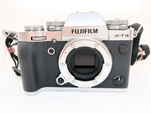 【取引中】【美品】FUJIFILM X-T3 ボディ シルバー