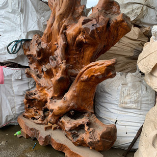 大きな木の飾りです