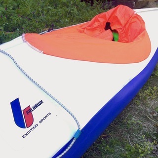 組立て式　FALHARKのカヤックお譲りします