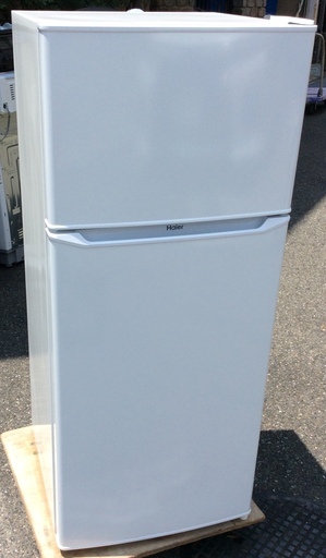 【RKGRE-380】特価！ハイアール/130L 2ドア冷凍冷蔵庫/JR-N130A/中古品/2018年製/当社より近隣無料配達！