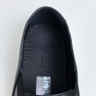 【未使用】GUCCI グッチ 473974 靴　スリッポン スニーカー レザー ブラック レディース　プレゼント 未使用】GUCCI グッチ 473974 靴 スリッポン スニーカー レザー