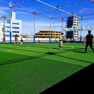 アラサーからはじめる大人のためのフットサルスクール Rgbfc 平井のサッカーの生徒募集 教室 スクールの広告掲示板 ジモティー
