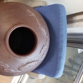 泡盛　古酒壺　古酒瓶　古酒甕　１斗甕　(10升相当)　大型品　新品シリコン蓋　付き
