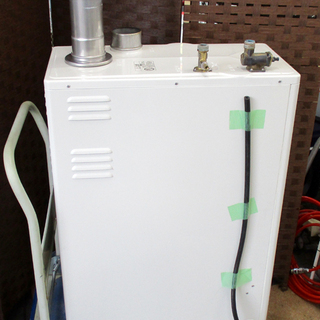 コロナ 石油小型給湯器 UIB-SA47RX 2016年製 シンプルリモコン付属 屋内設置型 強制給排気 灯油 札幌 東区