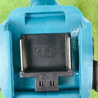 マキタ ST110D 充電式タッカ【リライズ野田愛宕店】【店頭取引限定】【中古】【管理番号：2400010101878】