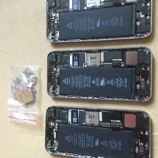 【パーツ】iPhone5s 3台 ジャンク【部品】