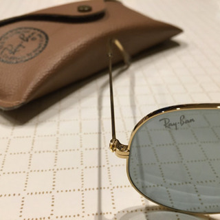 小物 【お取引終了❗️】Ray-Ban レイバン サングラス【アビエーター】