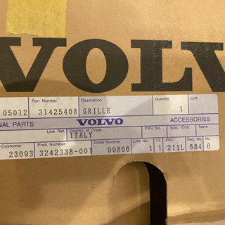 VOLVO v90 フロントグリル