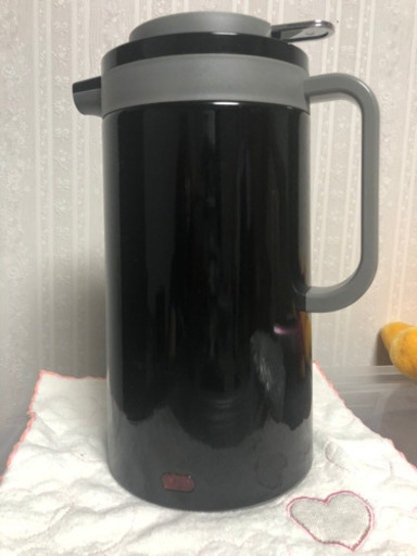 倒れてもこぼれにくいケトル