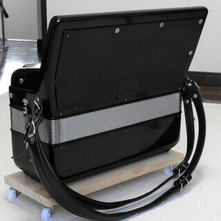 アコ－ディオン中古品（伊国EXCELSIOR社製MODEL-400）プロの使用品