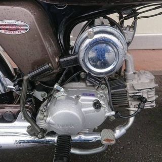 NO.3514　ＹＢ－１ＦＯＵＲ　４サイクルエンジン　クラッチ付４速ミッション車　シルバー＆グレー　☆彡 ヤマハ（YAMAHA） YB-1フォア | YB-1 Fourの型式・スペックならバイク