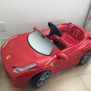 フェラーリ乗用玩具　　＊電動ではありません