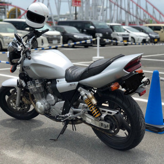 xjr400