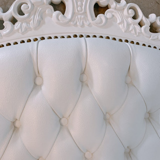 高級ソファイタリアブランド　ゴシック調