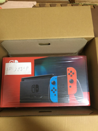 新品、未開封。任天堂スイッチ本体ネオンブルー/（R）ネオンレッド