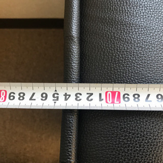 黒シングルソファー