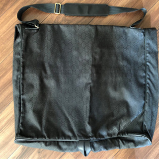 GUCCI ガーメントスーツバッグ 黒