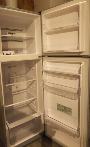 日立冷蔵庫225L HITACHI／日立】2ドア冷蔵庫 225L 2018年製