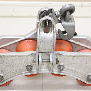 作動未確認 現状品 安田製作所 ヤスダ YASUDA 4号金車 滑車 通信工事