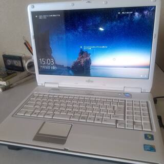 すぐ使える富士通FMVノートパソコンWindows10/ホワイト/15型 assurwi.ma