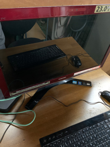 取引中　東芝　REGZA  win10