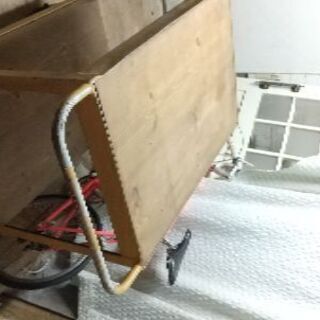 インダストリアルデザインの作業台 トロッコ msb.az