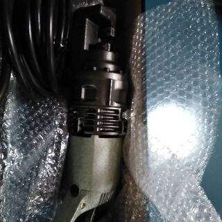 ★未使用　倉庫保管品　マキタ鉄筋カッターSC130★