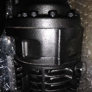 ★未使用　倉庫保管品　マキタ鉄筋カッターSC130★