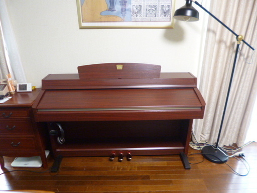 YAMAHA　電子ピアノ　CLP-230　中古　椅子付き