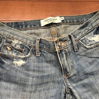 アバクロ　Abercrombie & Fitch　ジーンズ　レディース