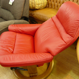 エコーネス　ストレスレスチェア　サンライズ　オットマン付き　リクライニング　チェア　西岡店　　