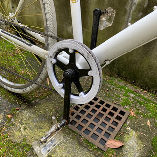 クロスバイク　自転車　使用歴1ヶ月の良品　取りに来れる方限定です。 クロスバイク 自転車 使用歴1ヶ月の良品 取りに来れる方限定です