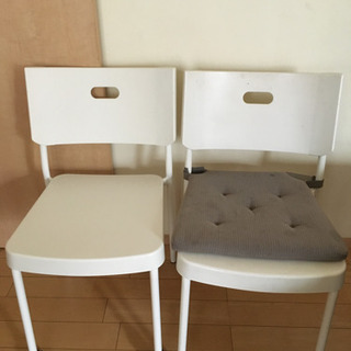 商談成立　💺IKEA 白い椅子2脚セット💺