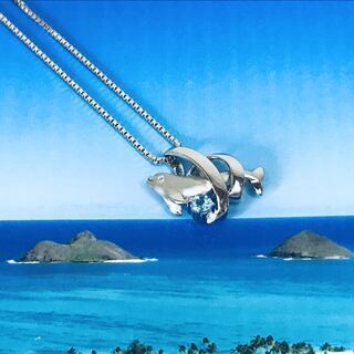 ◆ハワイ直輸入◆手渡し特価◆アーティスティカ/ペンダント/OCEAN DANCER DOLPHIN/シルバー925+プラチナ/ブルートパーズ/ダイヤ◆0108t