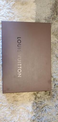 LOUIS VUITTONのクラッチバックお売りします
