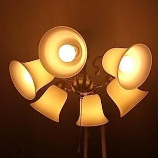 シーリングライト 傘6つ 電球つき シーリングライト 傘6つ 電球つき