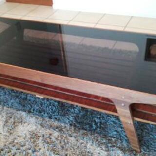 ガラスのローテーブル(天然木天板のおまけ付)