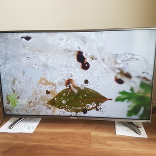 美品】ハイセンス 40型テレビ HS40K225 ・ 壁寄スタンド