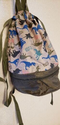 値下げしました 恐竜柄プールバッグ ゆーき 大田のキッズ用品 子供用バッグ の中古あげます 譲ります ジモティーで不用品の処分