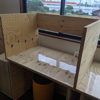 手作り木製デスク（前横目隠し）×2個