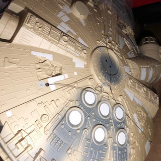 スターウォーズ　ミレニアムファルコン MILLENNIUM  FALCON  EXTRAORDINAIRE