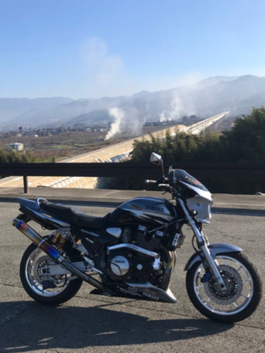 ヤマハ XJR1300
