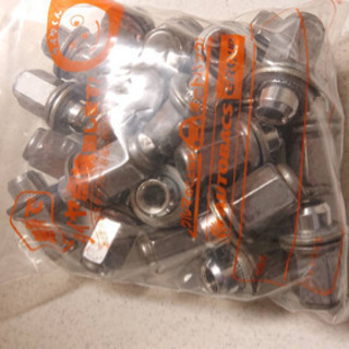 ランクルプラド18インチ純正タイヤ・ホイールセット‼️