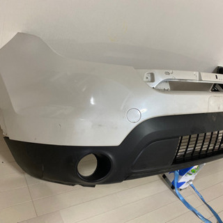 エクスプローラー　フロントバンパー