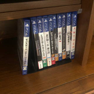 ps4 コントローラー２つ　ソフト多数