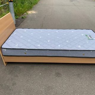 美品 シングルベット primiciaservicos.com.br