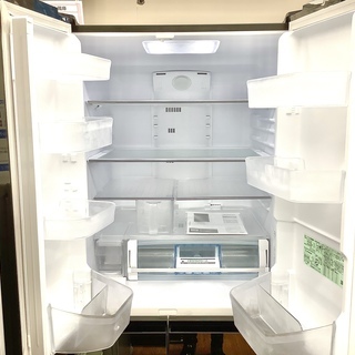 555Lの大容量!! 『HITACHI 6ドア冷蔵庫』が入荷しました！