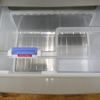 安心の6ヶ月保証つき【トレジャーファクトリー入間店】SHARPの6ドア