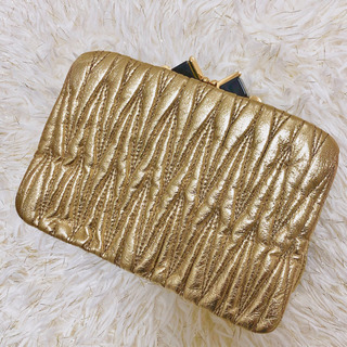 正規品 ミュウミュウ マテラッセ がまぐち レザーショルダーバッグ 正規品 ミュウミュウ マテラッセ がまぐち レザーショルダーバッグ