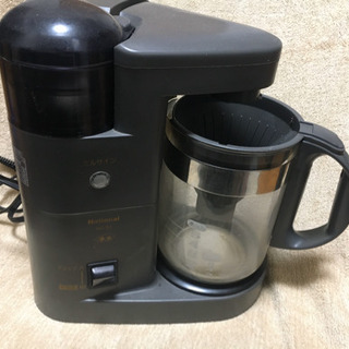 コーヒーメーカー(豆挽き機能付き)